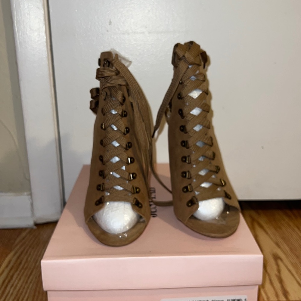 JustFab, Almond, Peep-Toe, Heeled Booties